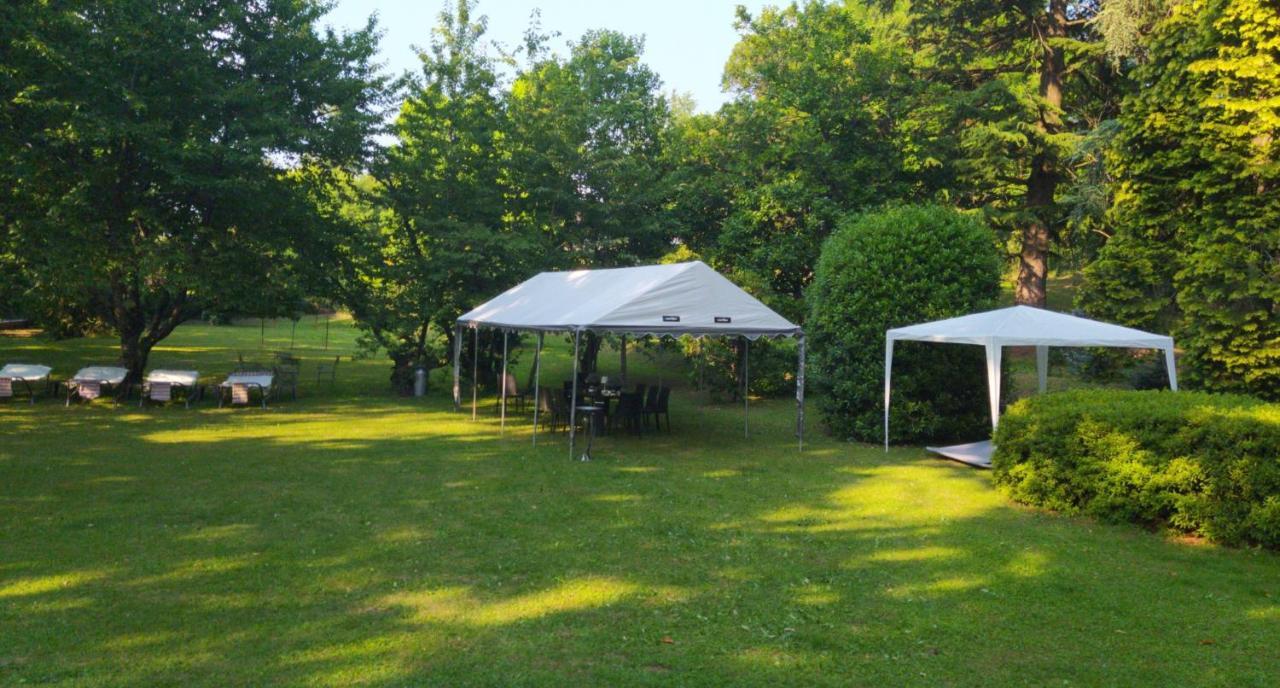 "La Selvetta" Bed And Breakfast Buguggiate Exterior foto